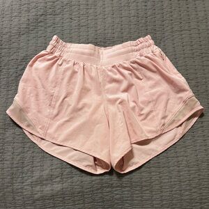 Lululemon Hotty Hot Short II *Long 4"